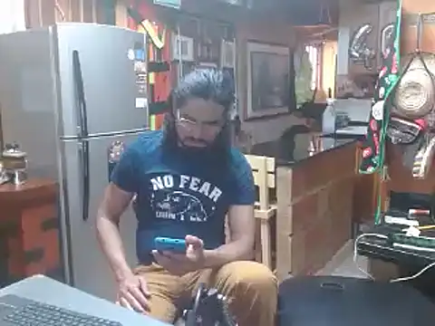 Snapshot of Dr_Pocholate84 chatting on 03-14-25, 05:02 Dr Pocholate84 online show from 03-14-25, 05:02