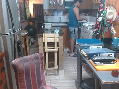 Snapshot of Dr_Pocholate84 chatting on 03-17-25, 05:38 Dr Pocholate84 online show from 03-17-25, 05:38