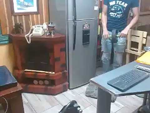 Snapshot of Dr_Pocholate84 chatting on 03-20-25, 09:13 Dr Pocholate84 online show from 03-20-25, 09:13