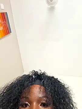 Kamdollie online show from 12-04-25, 07:17