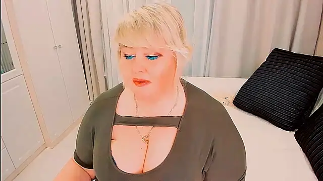 BIGTITSBBW online show from 04-18-26, 07:07