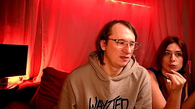 Claudia and elon  online show from 10-20-25, 08:48