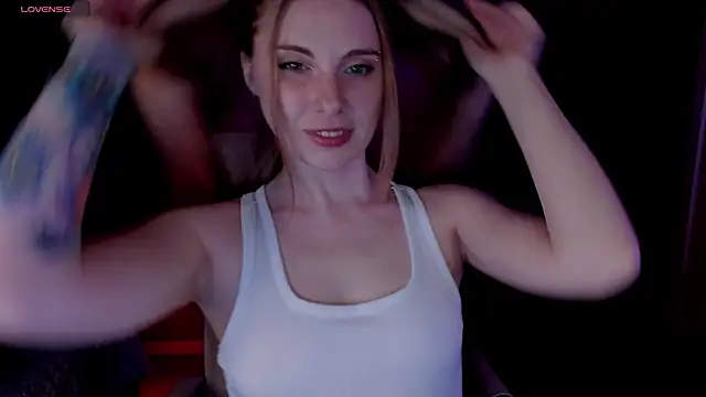 Aqualen online show from 11-23-25, 02:50