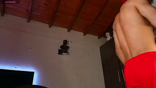 kuzzcoo online show from 08-03-26, 12:43