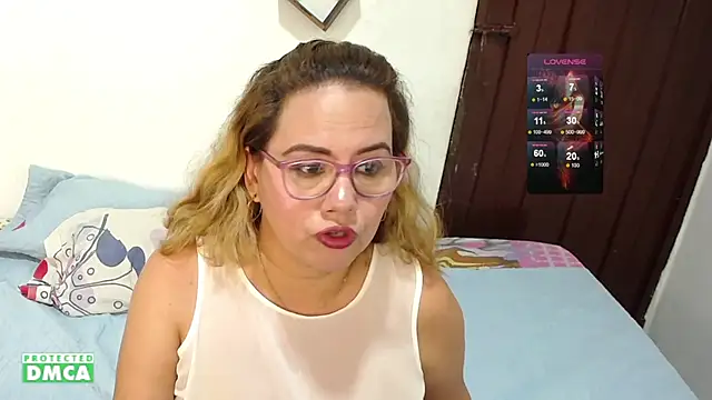 danielapalmer  online show from 03-05-25, 05:08