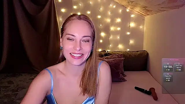 Snapshot of AdeleLady chatting on 01-18-25, 04:10 AdeleLady online show from 01-18-25, 04:10