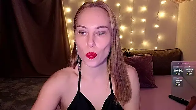 Snapshot of AdeleLady chatting on 01-23-25, 05:52 AdeleLady online show from 01-23-25, 05:52