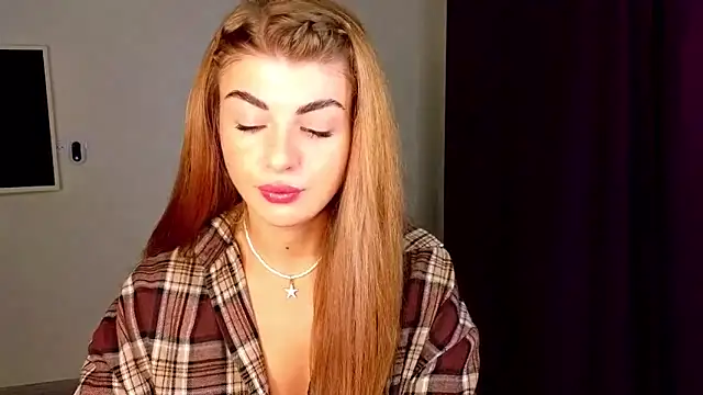  comefeelme  online show from 10-20-25, 03:07