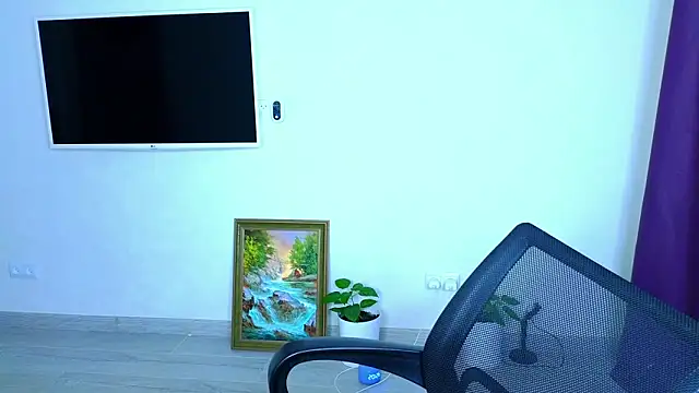  comefeelme  online show from 10-27-25, 05:28