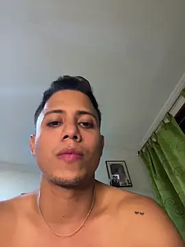 Snapshot of xTommy_Steigerx chatting on 10-07-25, 12:52 xTommy Steigerx online show from 10-07-25, 12:52