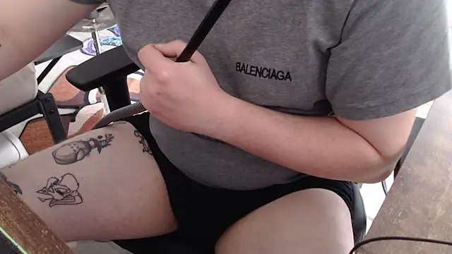 Snapshot of sweetsmile93 chatting on 11-11-25, 10:48 sweetsmile93 online show from 11-11-25, 10:48