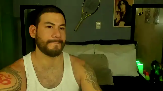 Snapshot of Prometeo-grizzly chatting on 12-18-24, 04:42 Prometeo-grizzly online show from 12-18-24, 04:42