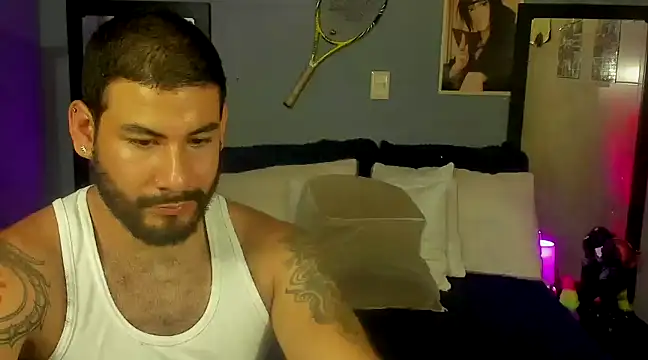 Snapshot of Prometeo-grizzly chatting on 12-20-24, 06:19 Prometeo-grizzly online show from 12-20-24, 06:19