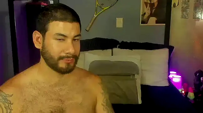 Snapshot of Prometeo-grizzly chatting on 12-24-24, 06:00 Prometeo-grizzly online show from 12-24-24, 06:00