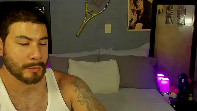 Snapshot of Prometeo-grizzly chatting on 01-02-25, 11:41 Prometeo-grizzly online show from 01-02-25, 11:41