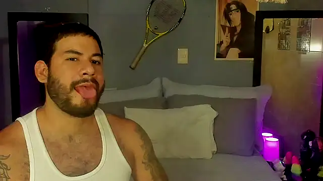 Snapshot of Prometeo-grizzly chatting on 01-05-25, 03:34 Prometeo-grizzly online show from 01-05-25, 03:34