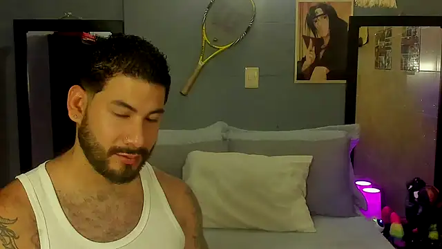 Snapshot of Prometeo-grizzly chatting on 01-11-25, 06:24 Prometeo-grizzly online show from 01-11-25, 06:24