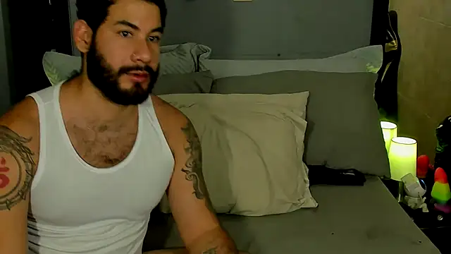 Snapshot of Prometeo-grizzly chatting on 02-09-25, 11:04 Prometeo-grizzly online show from 02-09-25, 11:04