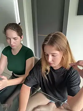 Nura n Sarah online show from 02-09-25, 05:08