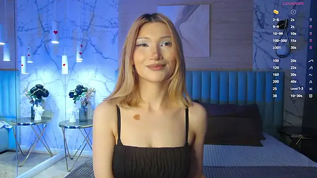 Snapshot of CarolReeves chatting on 07-21-26, 04:53 CarolReeves online show from 07-21-26, 04:53