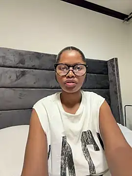 Snapshot of Neelo-Smith chatting on 05-21-26, 05:53 Neelo-Smith online show from 05-21-26, 05:53