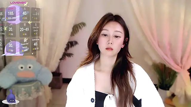 Snapshot of Aimee-520 chatting on 01-07-26, 07:55 Aimee-520 online show from 01-07-26, 07:55