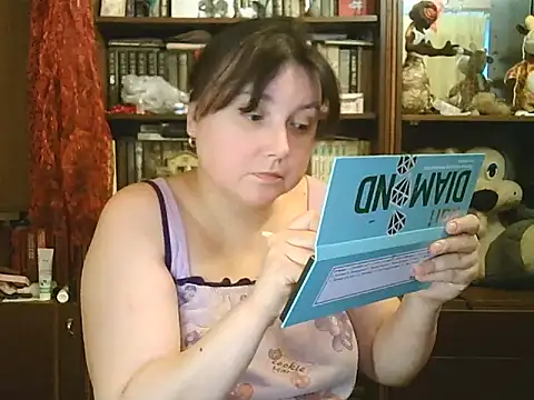 CarrieQPeach online show from 11-13-25, 10:47