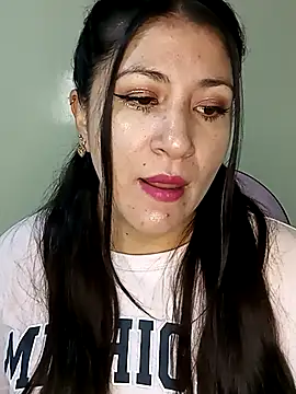 nammy  dirtyhott online show from 11-05-25, 01:33