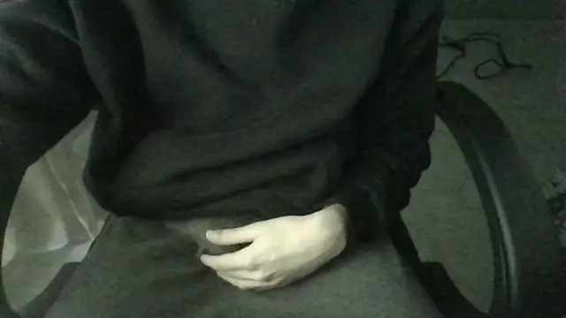 Snapshot of FranciCazzone chatting on 12-04-24, 11:02 FranciCazzone online show from 12-04-24, 11:02