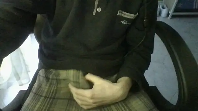 Snapshot of FranciCazzone chatting on 03-14-25, 05:02 FranciCazzone online show from 03-14-25, 05:02