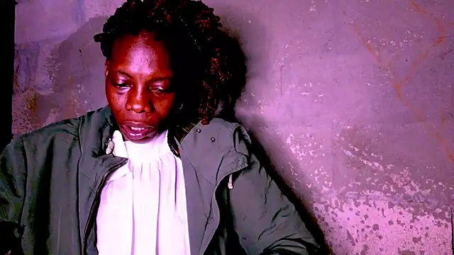 Snapshot of nzanizy chatting on 01-05-25, 09:25 nzanizy online show from 01-05-25, 09:25