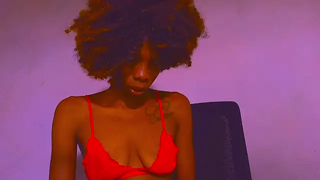 Snapshot of nzanizy chatting on 03-05-25, 07:38 nzanizy online show from 03-05-25, 07:38