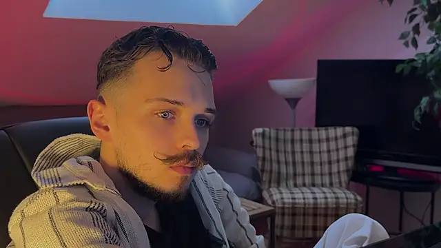 naked psy online show from 02-28-26, 01:56