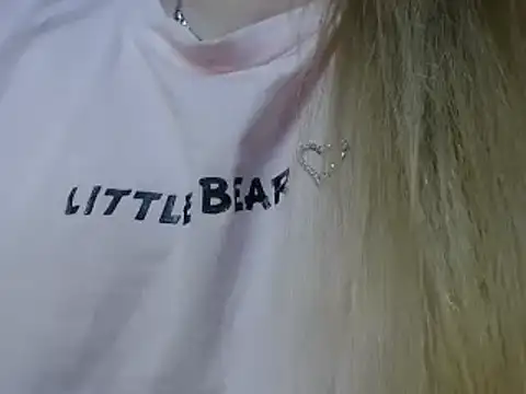 69liamilk69 online show from 12-05-24, 06:21