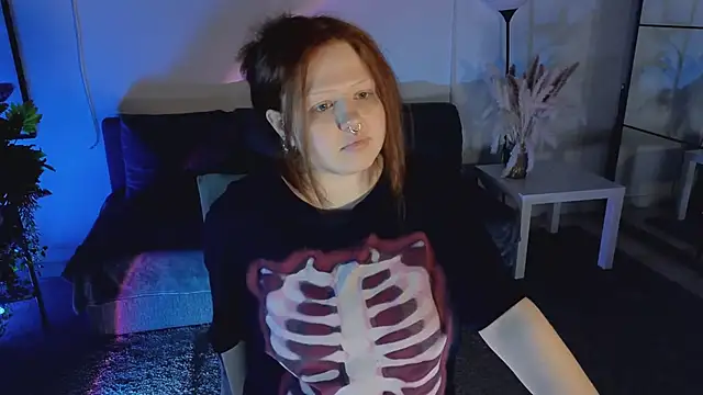 Snapshot of bitchofsun_ chatting on 02-04-26, 04:46 bitchofsun online show from 02-04-26, 04:46