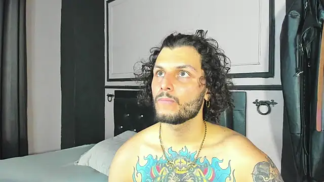 Snapshot of Twisted_Fantasy chatting on 01-28-25, 12:00 Twisted Fantasy online show from 01-28-25, 12:00