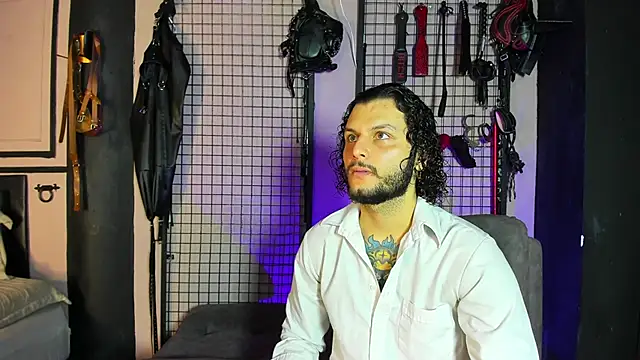 Snapshot of Twisted_Fantasy chatting on 02-27-25, 10:26 Twisted Fantasy online show from 02-27-25, 10:26