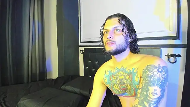 Snapshot of Twisted_Fantasy chatting on 03-09-25, 12:00 Twisted Fantasy online show from 03-09-25, 12:00