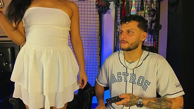 Snapshot of Twisted_Fantasy chatting on 11-14-25, 04:11 Twisted Fantasy online show from 11-14-25, 04:11