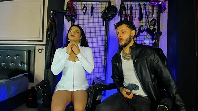 Snapshot of Twisted_Fantasy chatting on 12-01-25, 04:34 Twisted Fantasy online show from 12-01-25, 04:34