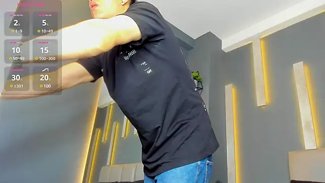 Snapshot of alexgiraldo_ chatting on 02-09-25, 11:14 alexgiraldo online show from 02-09-25, 11:14