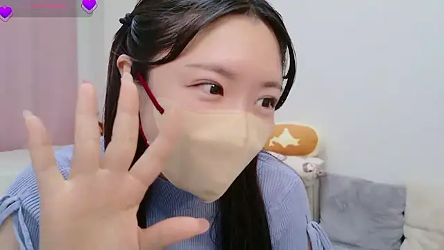 anchan  online show from 10-16-25, 02:18