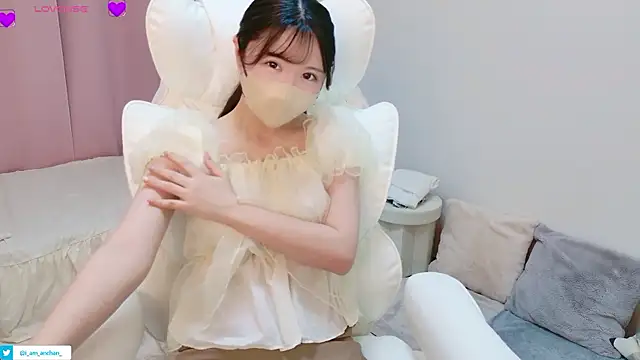 anchan  online show from 06-05-26, 01:50