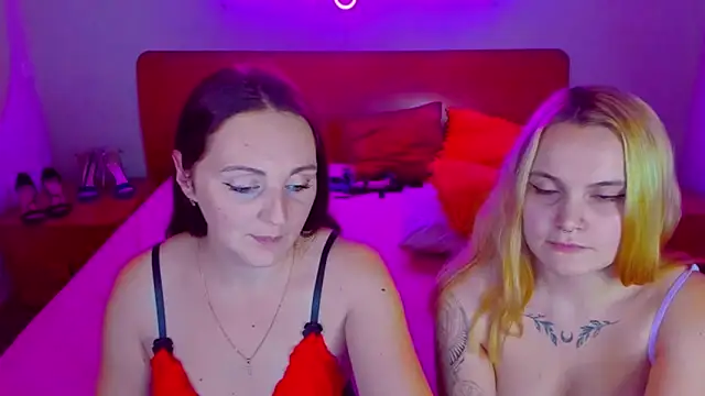 Snapshot of MagicEyess chatting on 12-21-24, 10:50 MagicEyess online show from 12-21-24, 10:50