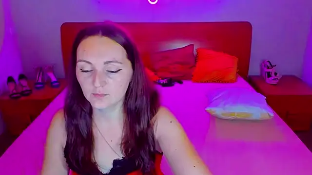Snapshot of MagicEyess chatting on 12-22-24, 03:11 MagicEyess online show from 12-22-24, 03:11