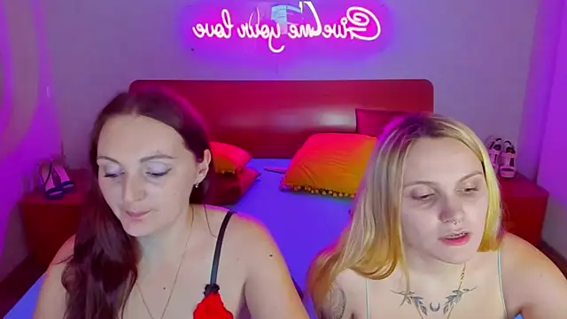 Snapshot of MagicEyess chatting on 01-11-25, 11:02 MagicEyess online show from 01-11-25, 11:02
