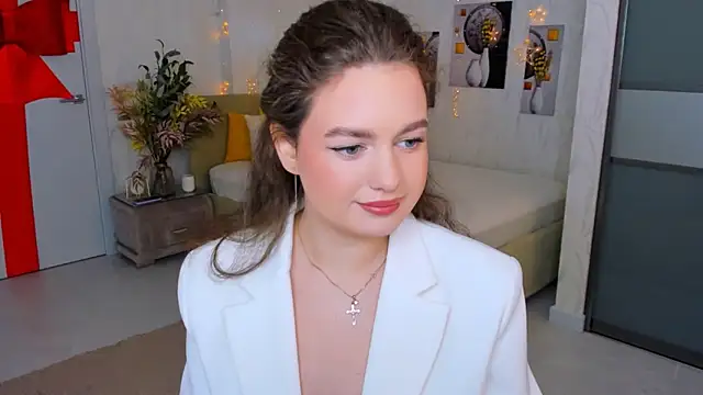 MiracleCurly online show from 02-05-25, 10:08