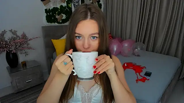 MiracleCurly online show from 02-14-25, 10:36