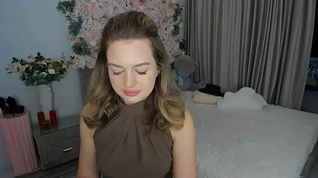 MiracleCurly online show from 10-08-25, 06:05