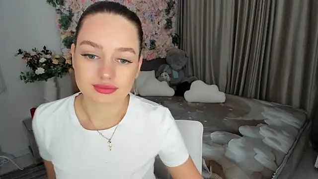 MiracleCurly online show from 10-15-25, 07:03